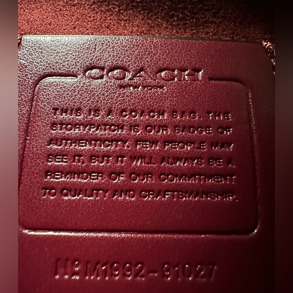 Small Jade Coach crossbody. Style #91027 - Picture 9 of 9